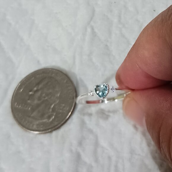 NWOT Dainty Sterling Silver Plated Sea Blue Heart Shaped Sapphire Ring Size 7.5 - Picture 9 of 16